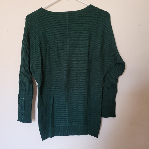 Emerald blouse - Picture 2 of 5